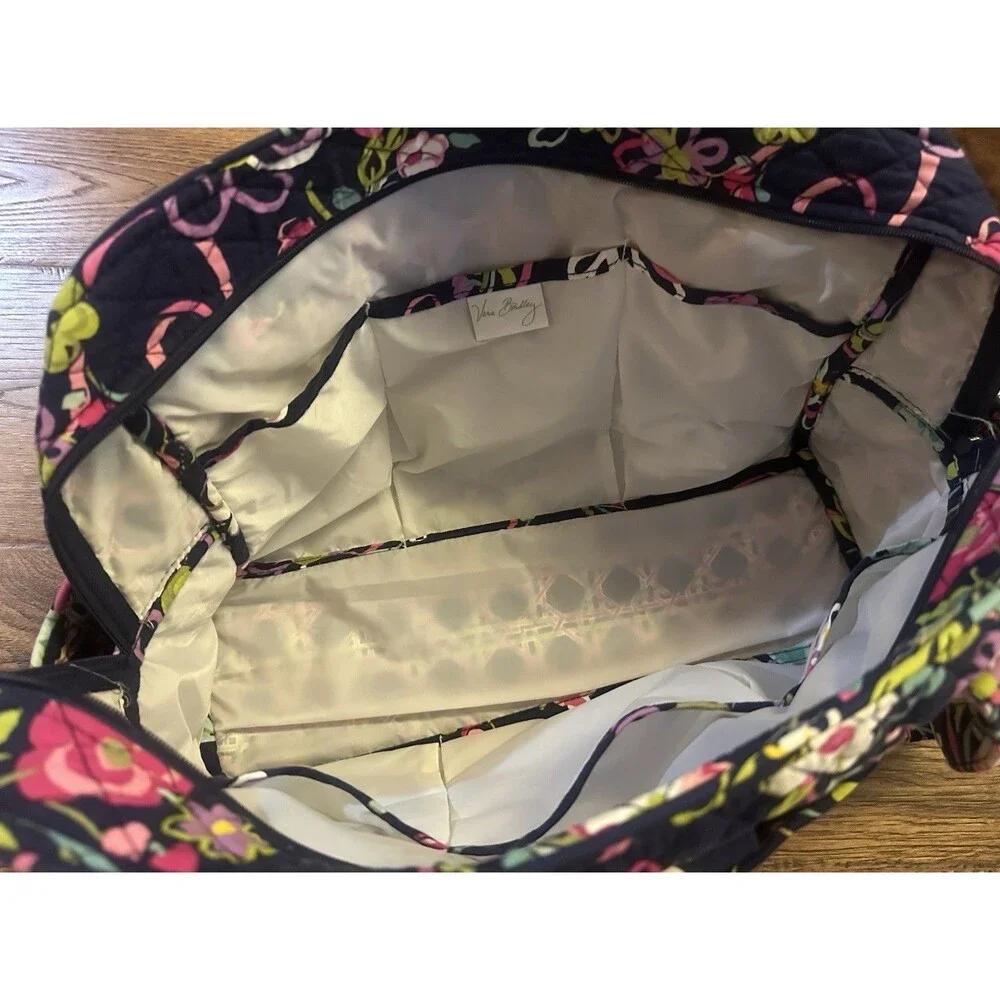 Vera Bradley Ribbons Make A Change Baby Diaper Bag w Changing Pad Retired Tote